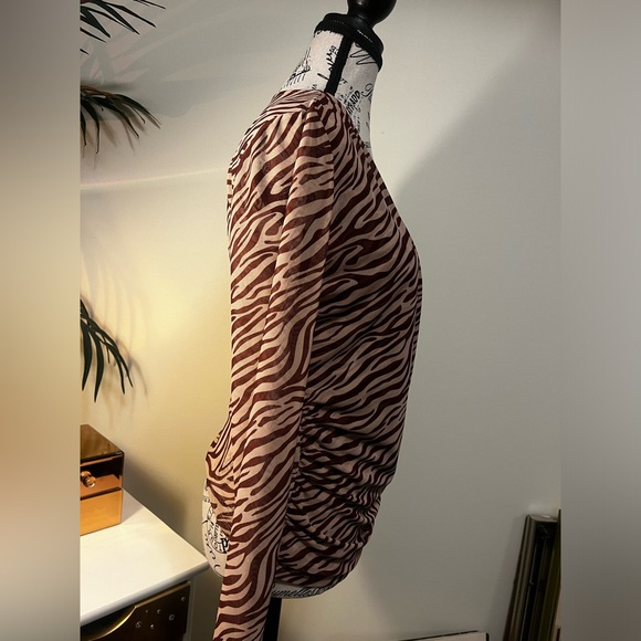 NWT 89th + Madison Zebra Print Wrap Top (Size M) - Picture 4 of 6